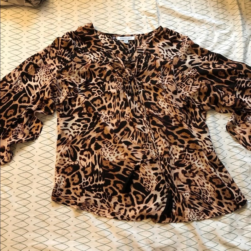 5/$10 SALE! Jennifer Lopez blouse
